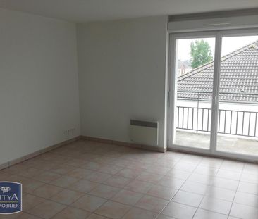 Location Appartement 3 pièces 63m² HENIN BEAUMONT 62110 - Photo 1