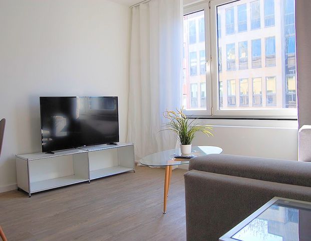 Helle und moderne möblierte Wohnung im Belgischen Viertel - Photo 1