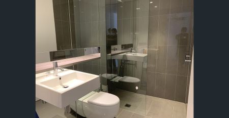 LEVEL 5 | MODERN ONE-BEDROOM APARTMENT | THE MARK @ CENTRAL PARK - Photo 3