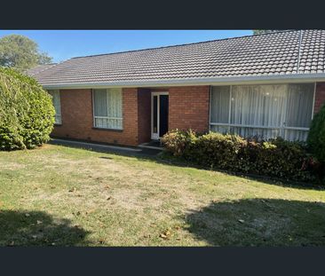 2/22 Giles Road, Trafalgar, Vic 3824 - Photo 1