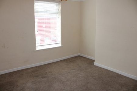 Oceanic road, Liverpool,L13 1BP - Photo 2