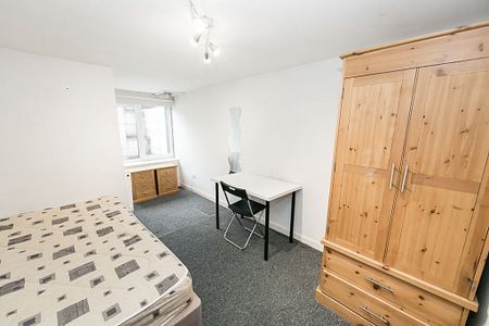 b Estcourt Terrace, Headingley, Leeds - Photo 3