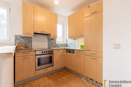 Gepflegte 3-Zimmer-Wohnung inkl. Einbauküche, Terrasse und Garage in Traun zu vermieten! - Photo 3