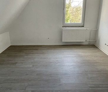 sanierte 2,5-Zimmer-Dachgeschosswohnung in ruhiger Lage - Foto 5