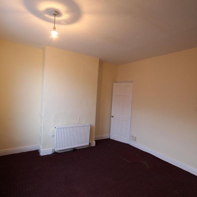 4 bedroom terraced house to rent - Photo 1