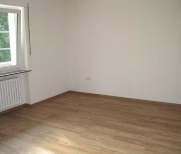 Schöne Wohnung sucht Mieter: interessante 3-Zimmer-Wohnung - Foto 1