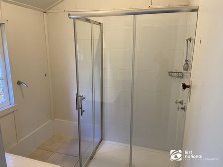 4 BEDROOM HOME IN THE CENTRE OF CLEVELAND! NB RENT WILL INCREASE TO $600 PER WEEK TWO (2) MONTHS AFTER COMMENCEMENT OF LEASE - Photo 3