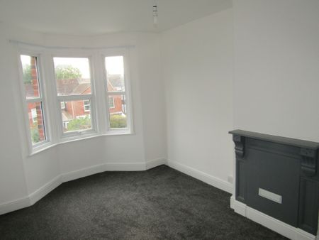 5 bed Terraced - To Let - Photo 4