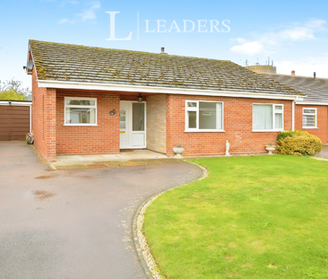 4 bedroom bungalow to rent - Photo 1