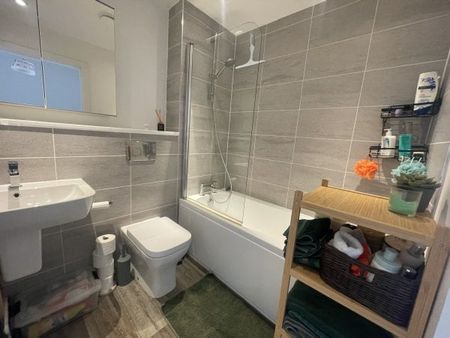 Harker Close, Hucknall, Property for rent - Photo 4