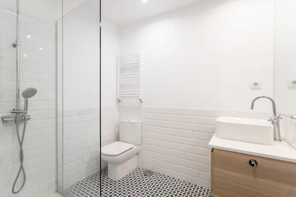 Calle Fulgencio de Miguel, Madrid, Community of Madrid 28039 - Photo 1