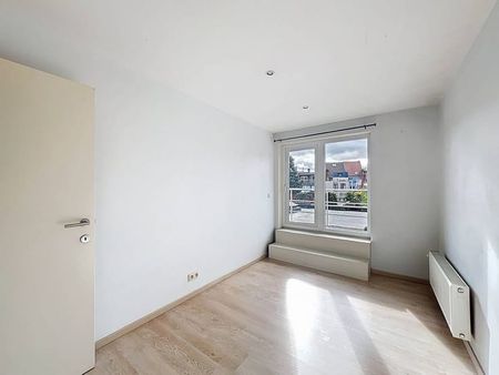 Appartement te huur - Foto 2