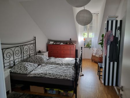 Helle und moderne 2 Zimmerdachgeschosswohnung in Rastatt - Photo 2