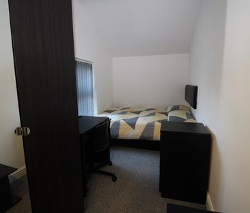 18 Mildmay Street - Photo 2