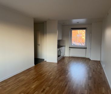 Humlegårdsgatan 4 B - Photo 1