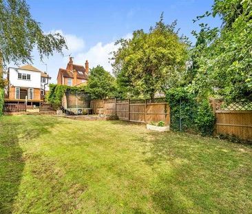 Blenheim Road, Caversham, Reading, RG4 - Photo 2