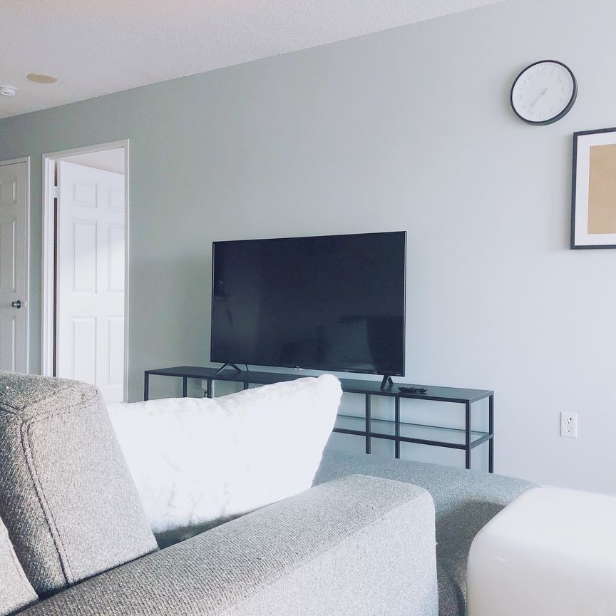 Master Room & Ensuite Bathroom - Mill St. - Photo 1