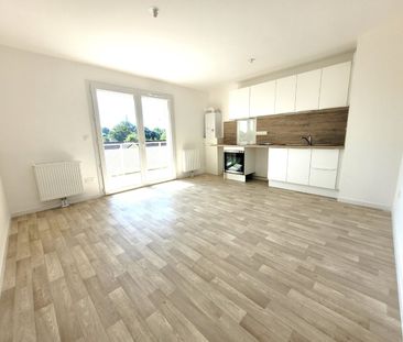 Location Appartement 2 pièces 42m² QUESNOY SUR DEULE 59890 - Photo 3