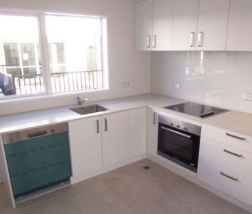 Easy Central City Living - Photo 4