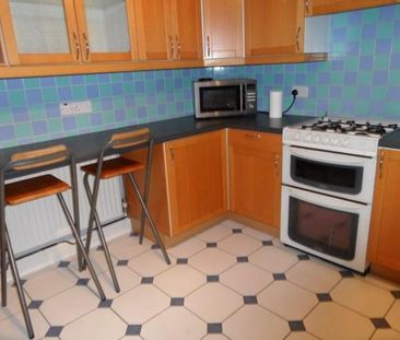 3 bedroom link detached house to rent - Photo 6