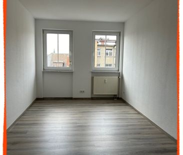 3-Zimmer-Wohnung im Zentrum von Zwickau mit EINBAUKÜCHE, BALKON und Personenaufzug - Photo 1