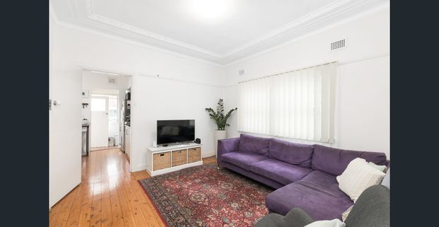 Spacious Family Home - Photo 1