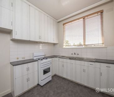 Spacious 2 Bedroom apartment - Photo 1