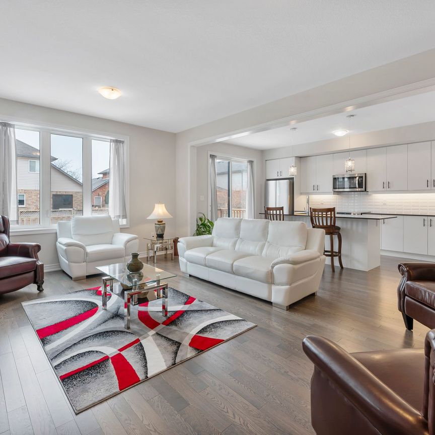 For Lease - 107 Starfire Crescent, Hamilton, Ontario - Photo 1