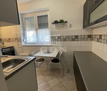 Kiadó felújított lakás - Szeged - Fotó 3