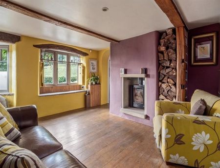 3 Bedroom Semi Detached To Let - Photo 4