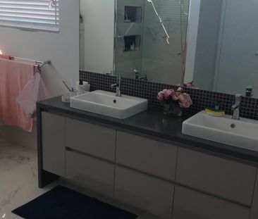 Southern River - Photo 3