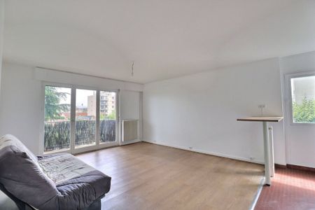 STUDIO A LOUER - ST MAUR DES FOSSES - 32.91 m - 820 € - Photo 4