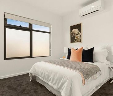 Look no further - This is home - Photo 5