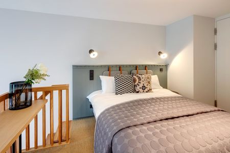 Herzog Park Suites | Junior suite with gallery and garden - Photo 5