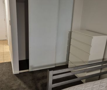 CBD Studio – Ideal for Student or Professional - Photo 5