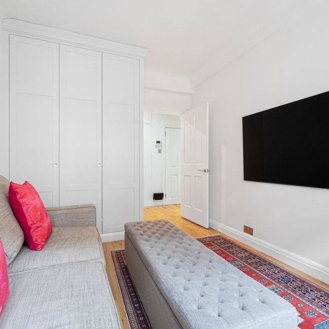 Hall Road, London, NW8 - Photo 1