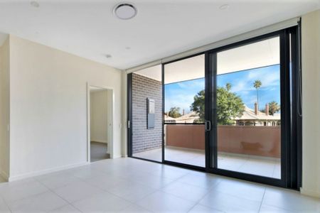 11/8 Main Avenue, Lidcombe - Photo 2