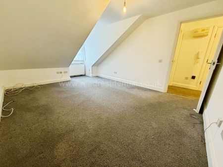 Manilla Road, Southend On Sea - Photo 2