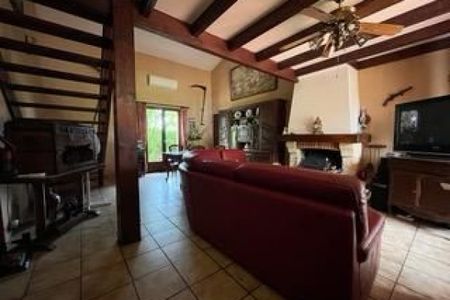 Maison À Louer - Photo 3