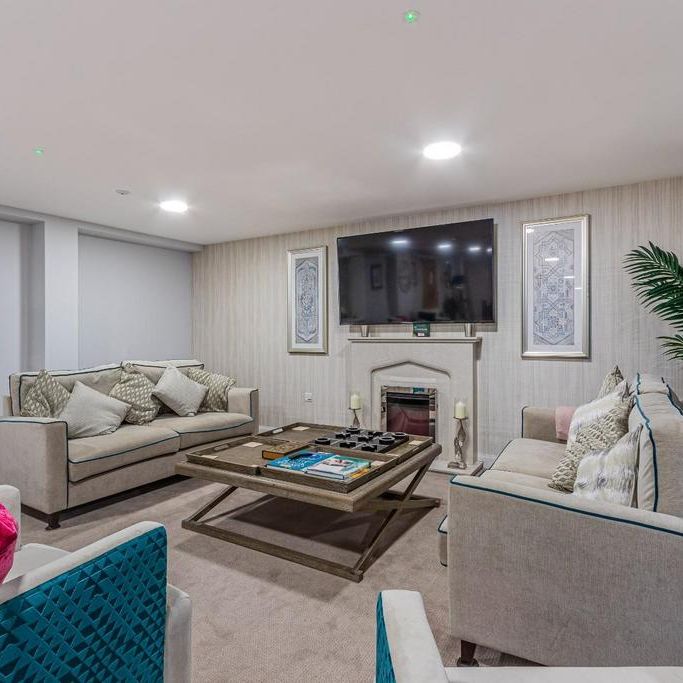 2 bedroom retirement property to rent - Photo 1