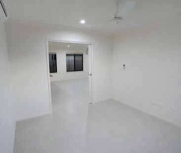 17 Yass Circuit, Kelso QLD 4815 - House For Rent | Domain - Photo 4