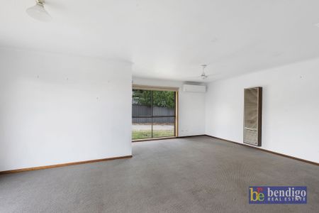 Easy-Care Living in Flora Hill - Photo 3
