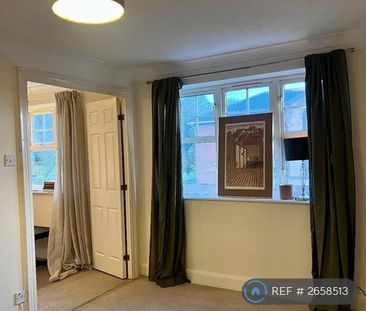 3 bedroom flat to rent - Photo 2