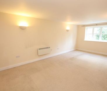Abingdon Court, Woking, Surrey, GU22 - Photo 5