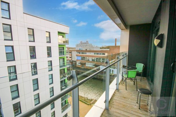 Gavin Bank, Geoffrey Watling Way, Norwich - Photo 1