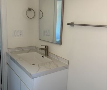 For Lease - 3153 Colonial Drive Unit# Bedroom C with Ensuite, Missi... - Photo 4