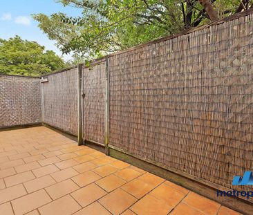 BEAUTIFUL VILLA WITH PRIVATE COURTYARD - Photo 5