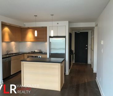 Condo in Downtown Vancouver, BC - Photo 5