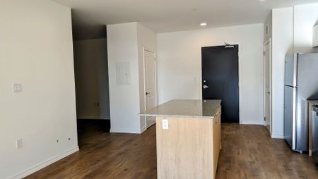 For Lease - 1098 Paisley Road Unit# 307, Guelph, Ontario - Photo 3