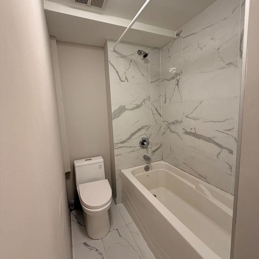For Lease - 451 Leslie Street, Toronto, Ontario - Photo 1